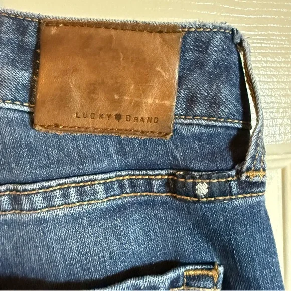 Lucky Brand Dark Blue Boot Cut Jeans low rise sz 0/26R 5pkt design, casual - Picture 5 of 16